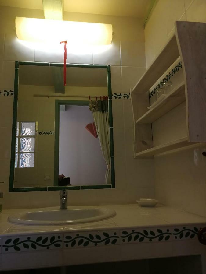Clermont-lʼHérault La Genestiere Bed & Breakfast エクステリア 写真